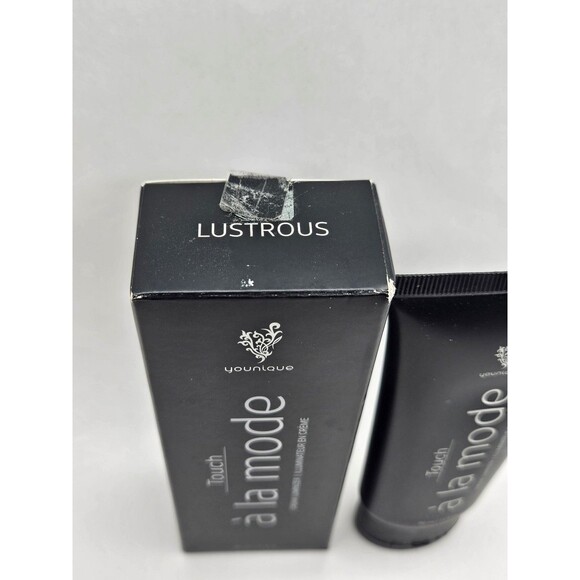 Younique Touch A La Mode Cream Luminizer in Lustrous  1.7 fl oz New in Box - Picture 2 of 5